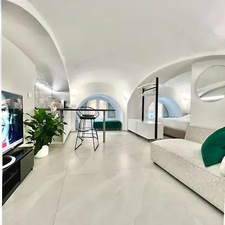 Апартаменты Gioia Loft